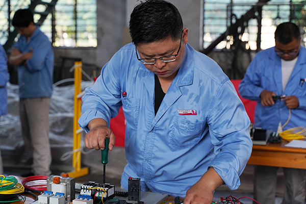 1598835093805859.jpeg 選手揮汗如雨.JPG