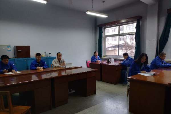 1605056057238888.jpeg 我們來(lái)了 大檢修.jpg