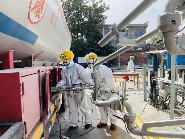 1665469863655371.jpeg 鶴管連接.jpg