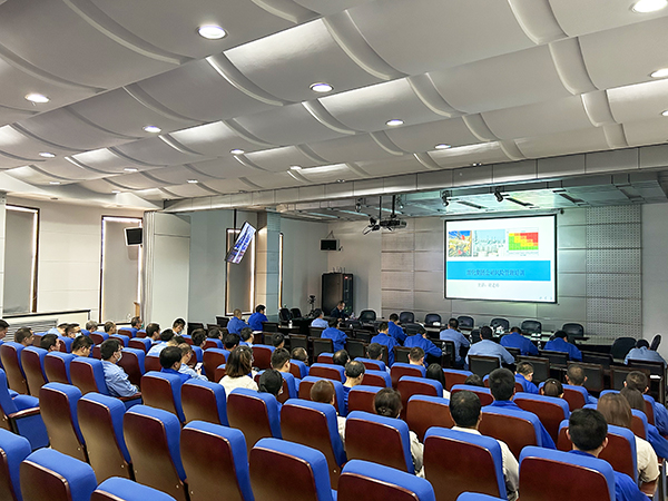 4月18日下午，公司組織舉辦安全風險管理專題培訓。 (1)600.jpg