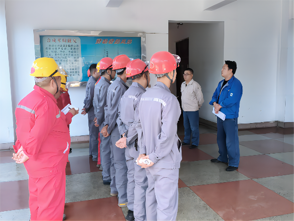 1683332636423845.png 三級(jí)安全教育——班組安全教育(1).png