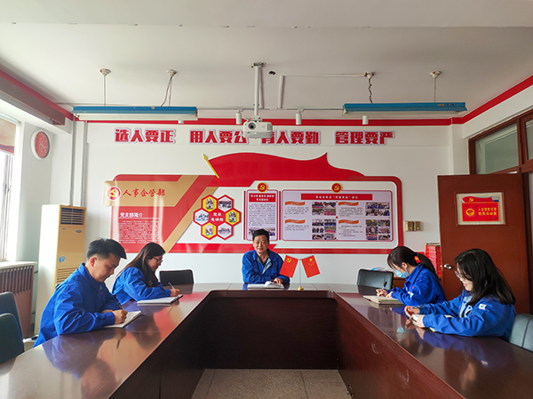 1698804601754493.jpeg 人力資源部合照發(fā) 副圖.jpg