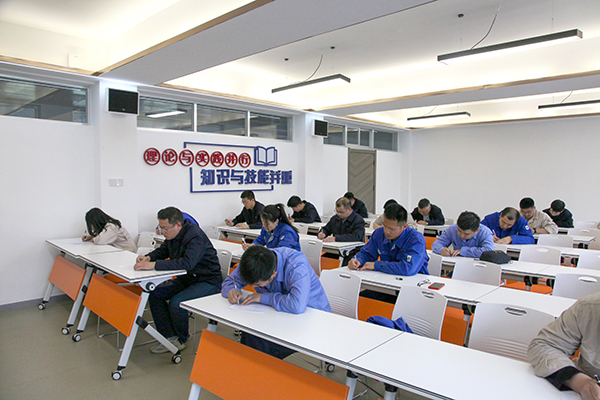 1712822337781569.jpeg 4月9日第一輪安全考試紀(jì)實(shí)3.jpg