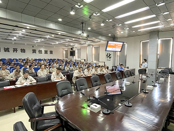 1719827919198862.jpeg 參訓(xùn)人員認(rèn)真聽課.JPG