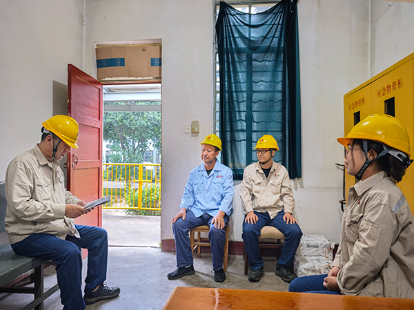 1727657621957722.jpeg 9月29日9點班長董小岐開展演前動員.jpg