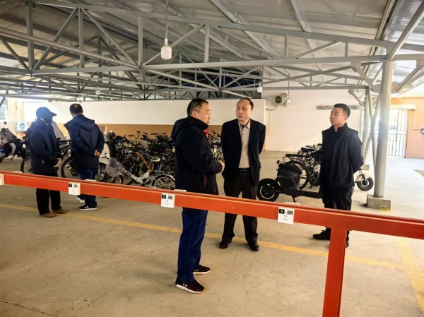 1736725749264042.jpeg 生活區(qū)電動車棚檢查.jpg