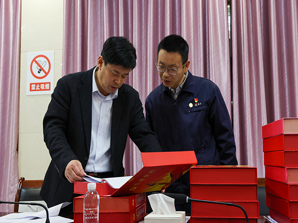 051741132827103567.jpg 4E8A1595 600.jpg