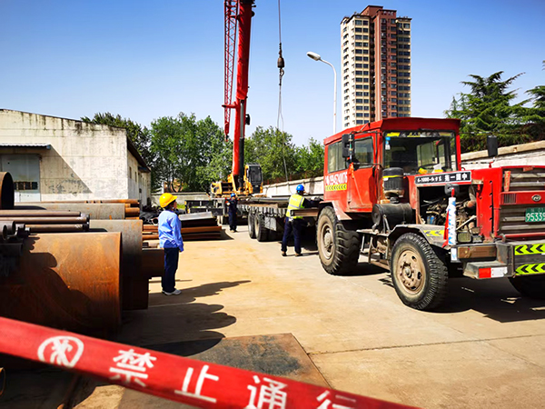 221745315137203062.jpg 檢修現(xiàn)場(chǎng)組圖 (2).jpg