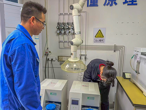 071762486962724638.jpg 2025.11.5聚焦設(shè)備安全 實(shí)操?gòu)?qiáng)規(guī)范2.jpg