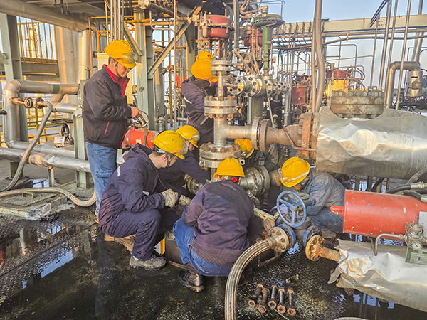 氣化爐檢修工作  600.jpg